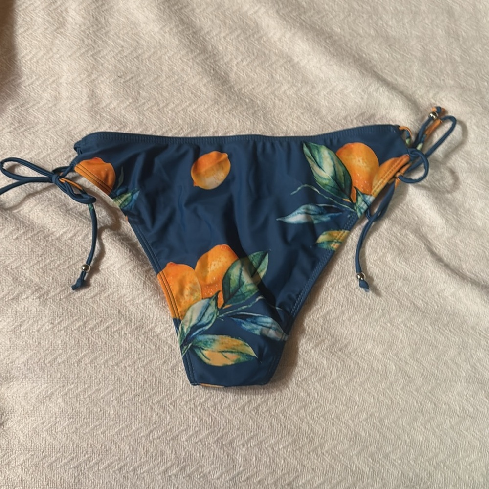 NWOT Bikini Bottom with Orange Leaf Print - Picture 2 of 4